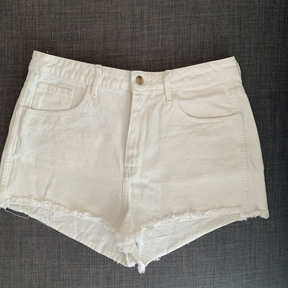 High Waisted Denim White Short - Picture 2 of 14